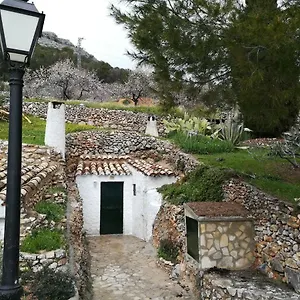 Cueva El Madrono Pegalajar