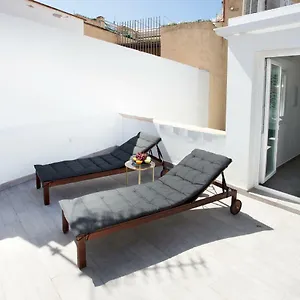 monko-banana-tropycal-apartment-o.hotelsinnerja.org/
